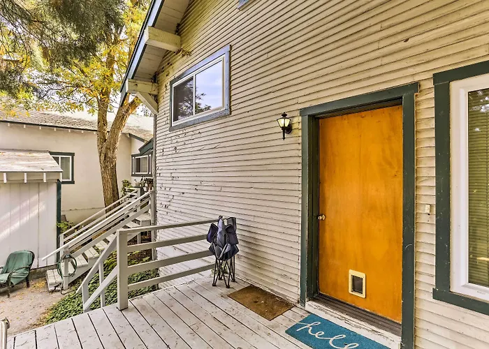 Cozy Studio Near Hiking & Skiing, Walk To Downtown